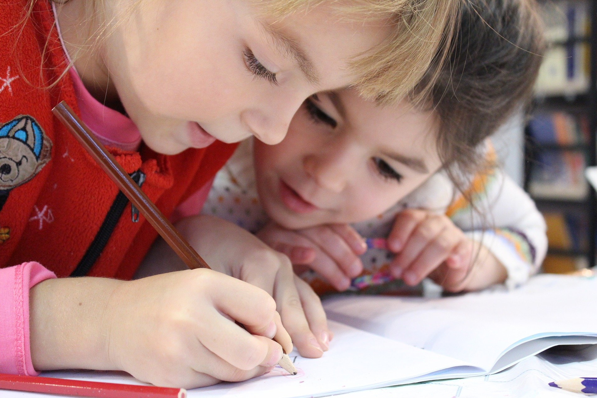 Kinder lernen gemeinsam